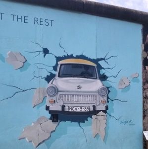 Meet your Posher, Lizbeth